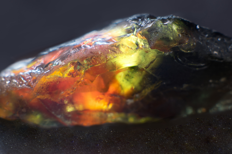 Fura sapphire mined in Australia with orange and green hues