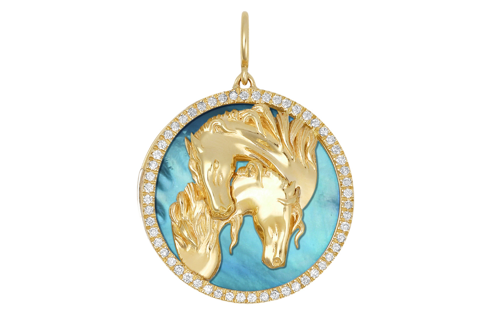 Lionheart Seasons horse charm pendant in 18k gold