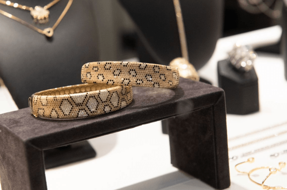 Golden bracelets on display at Oroarezzo