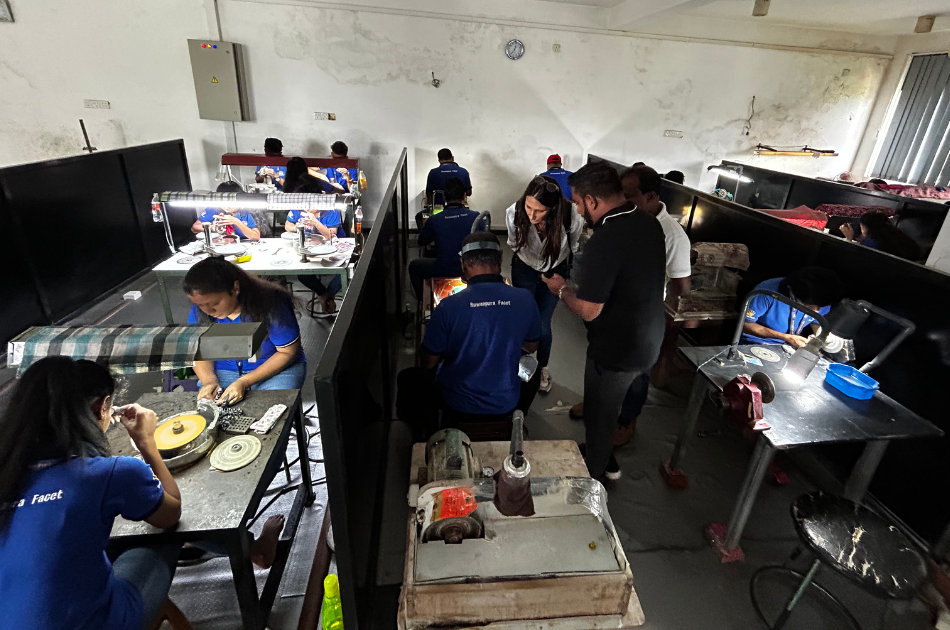 Ruwanpura Gems factory visit sri lanka where sapphire are processed