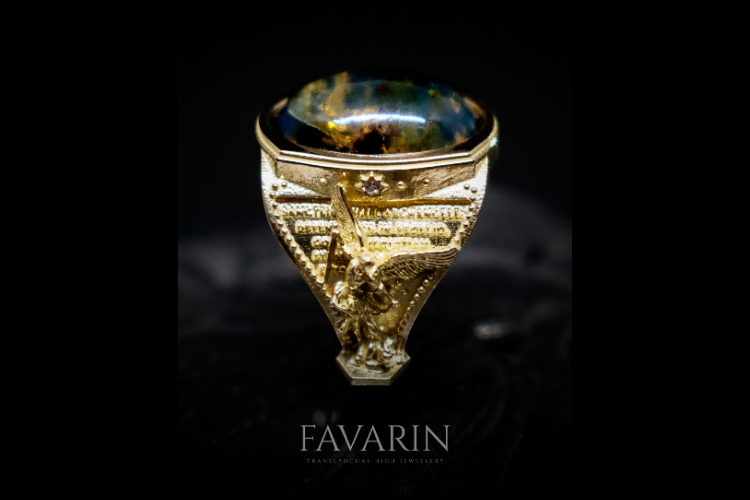 Simone Favarin fine jewelry collection piece in gold